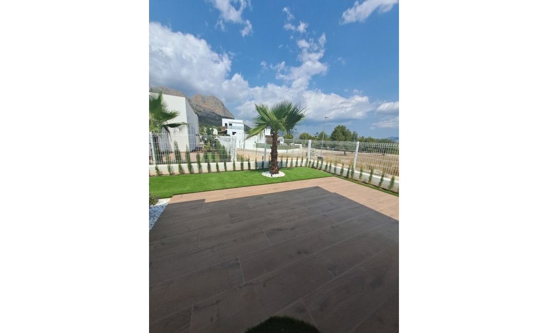 Resale - Villa -
Polop - Urbanizaciones