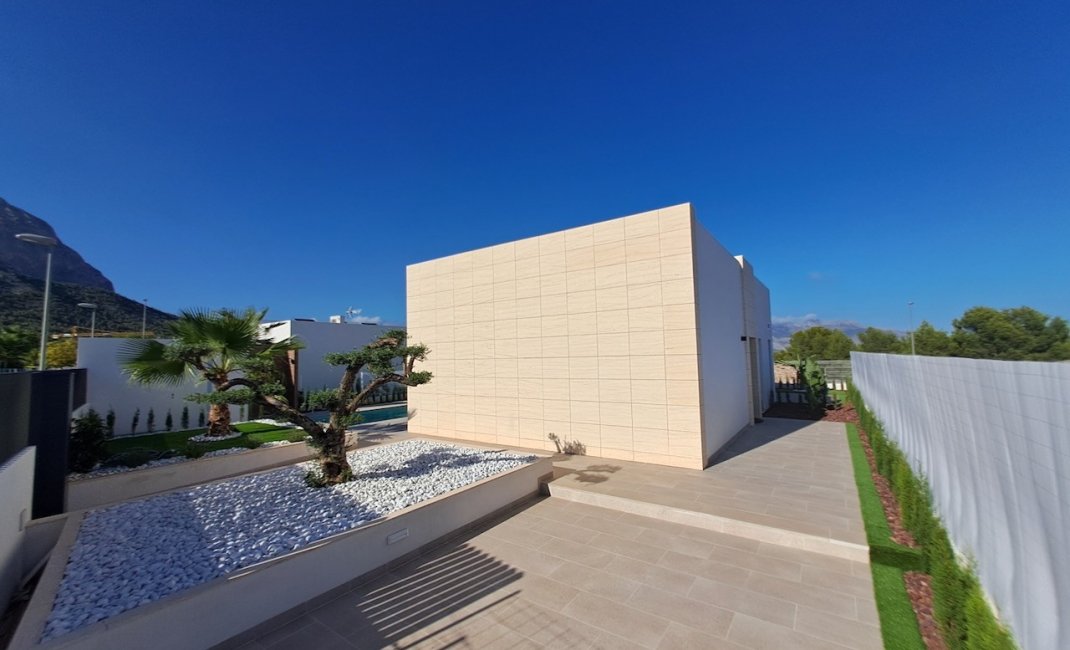 Resale - Villa -
Polop - Urbanizaciones