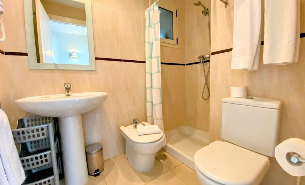 Resale - Apartment / flat -
Benidorm - Rincón de Loix