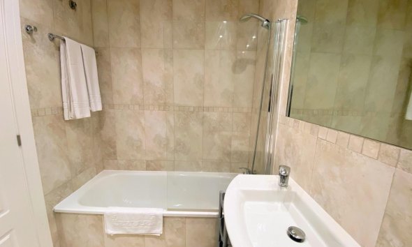 Resale - Apartment / flat -
Benidorm - Rincón de Loix