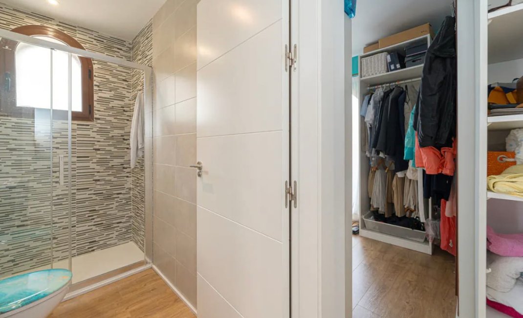 Reventa - Adosado -
Polop