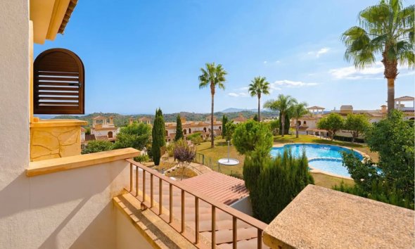 Reventa - Adosado -
Polop