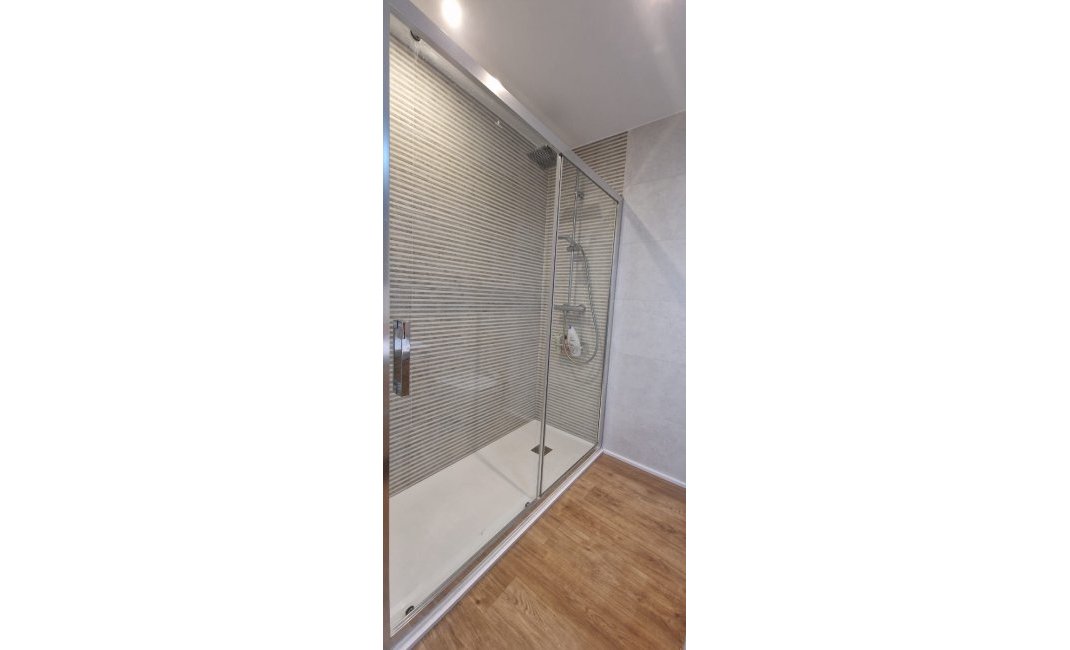 Reventa - Adosado -
Polop