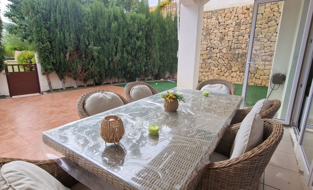 Reventa - Adosado -
Polop