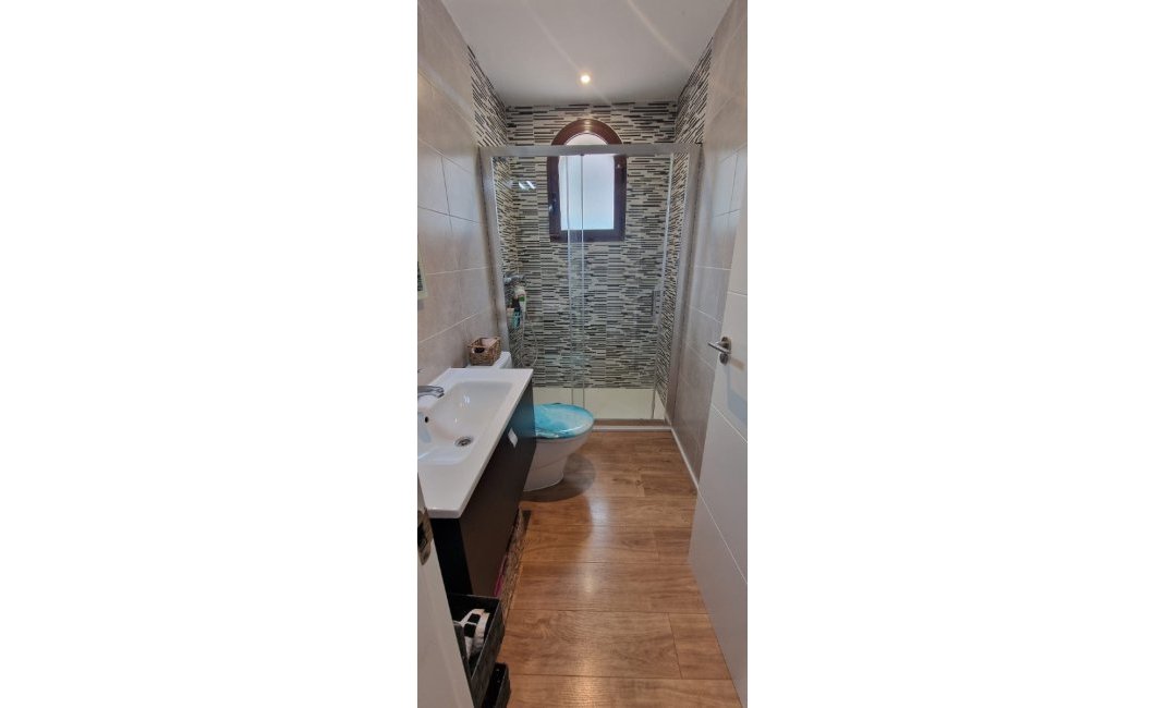 Reventa - Adosado -
Polop