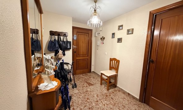 Videresalg - Leilighet / Leilighet -
Benidorm - Colonia Madrid / Foietes