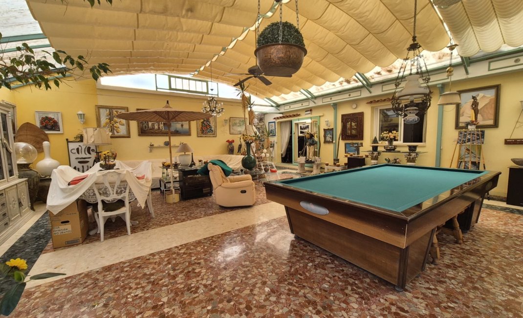 Reventa - Chalet / Villa  -
Albir