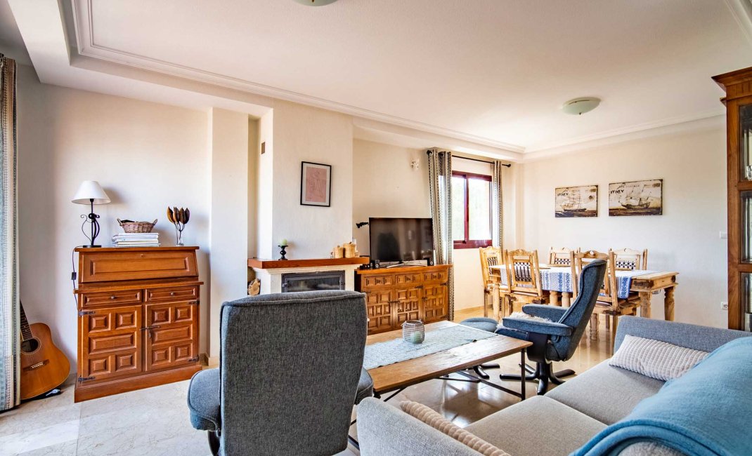 Resale - Villa -
La Nucía - La Alberca