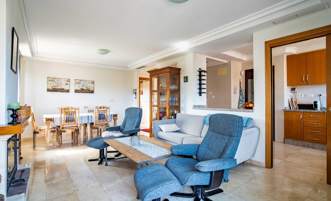 Resale - Villa -
La Nucía - La Alberca