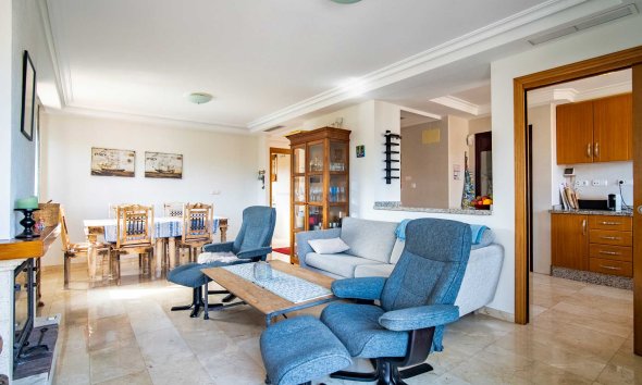 Resale - Villa -
La Nucía - La Alberca