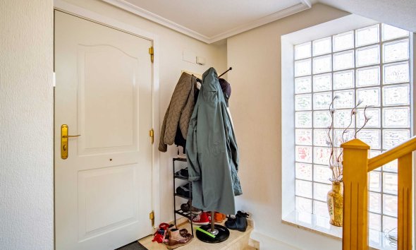 Resale - Villa -
La Nucía - La Alberca