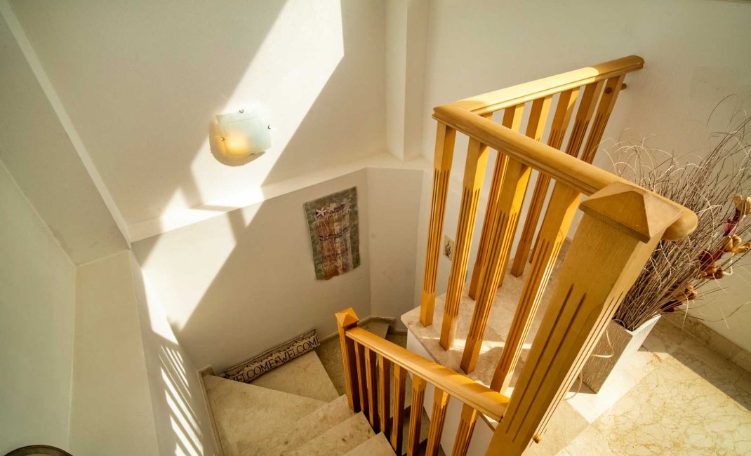 Resale - Villa -
La Nucía - La Alberca