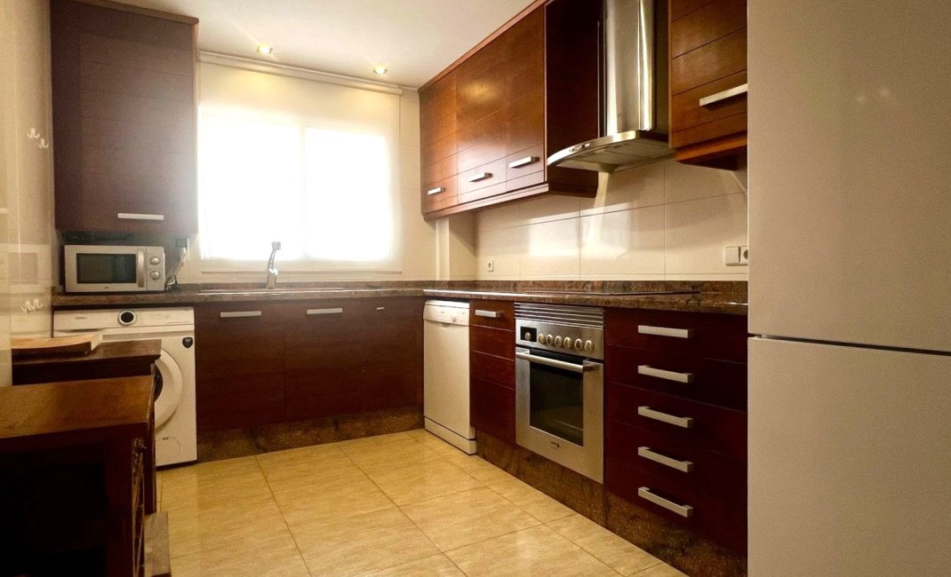 Reventa - Apartamento / Piso -
Albir