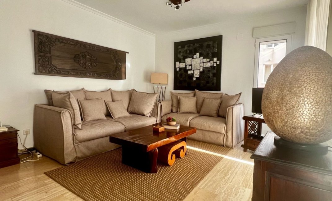 Reventa - Apartamento / Piso -
Albir