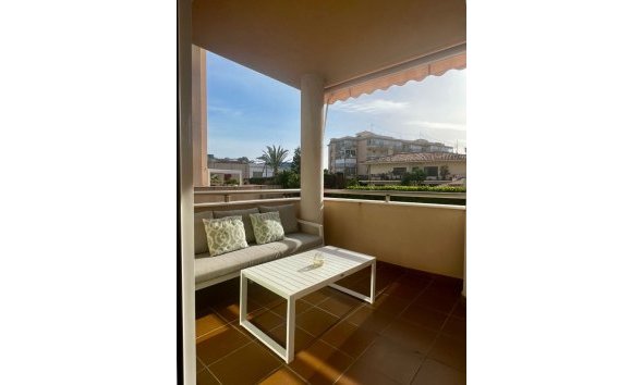 Reventa - Apartamento / Piso -
Albir