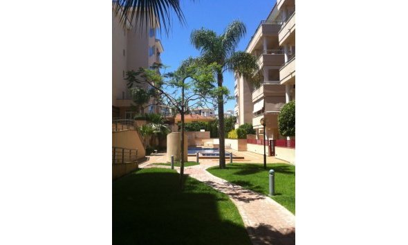 Reventa - Apartamento / Piso -
Albir
