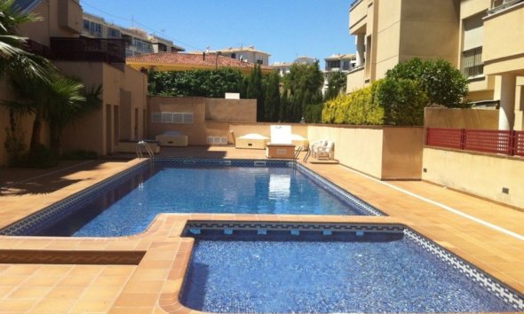 Reventa - Apartamento / Piso -
Albir