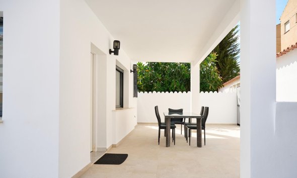 Short Term Rental - Apartment / Flat -
Albir