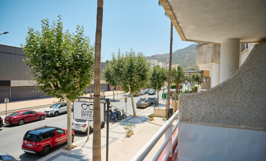 Alquiler corta estancia - Apartamento / Piso -
Albir