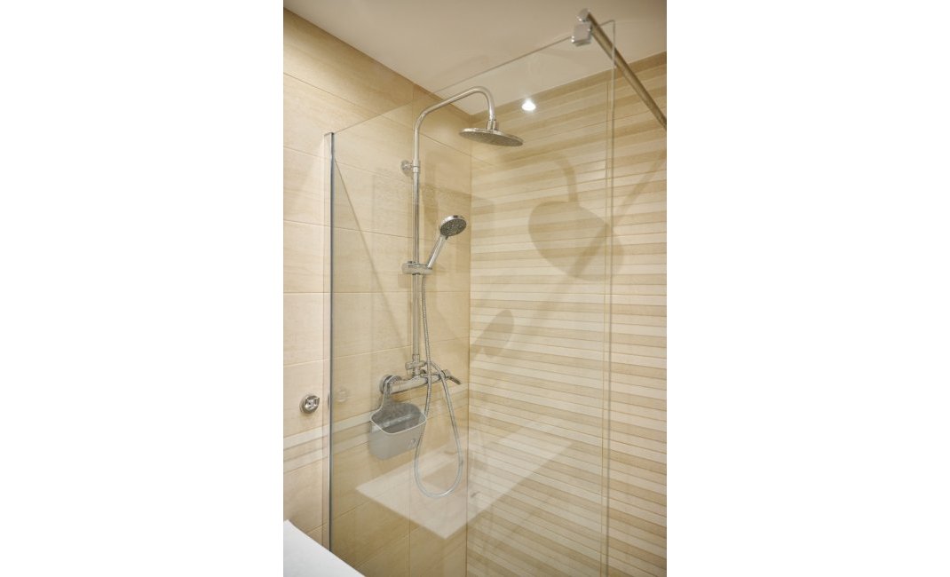 Alquiler corta estancia - Apartamento / Piso -
Albir