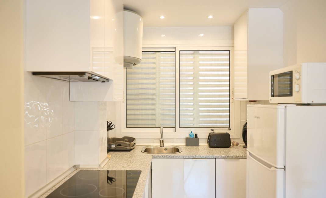 Alquiler corta estancia - Apartamento / Piso -
Albir