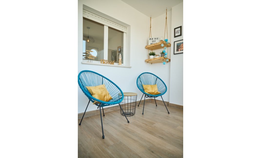 Location à court terme - Appartement -
Albir