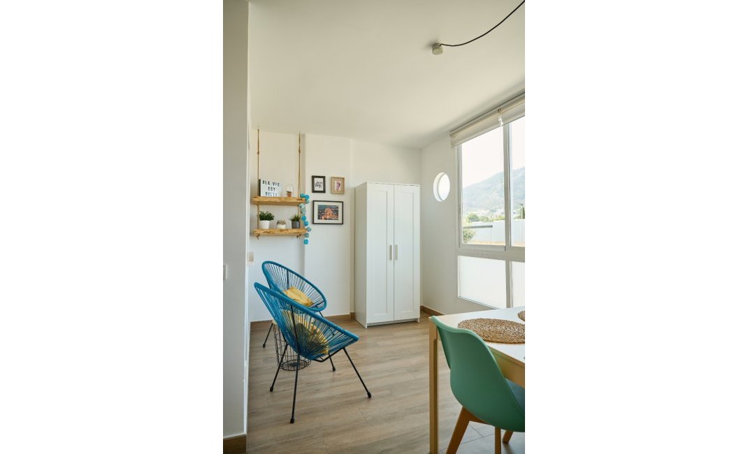 Location à court terme - Appartement -
Albir