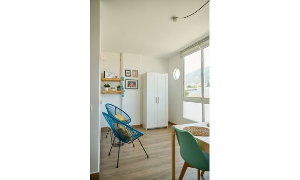 Location à court terme - Appartement -
Albir