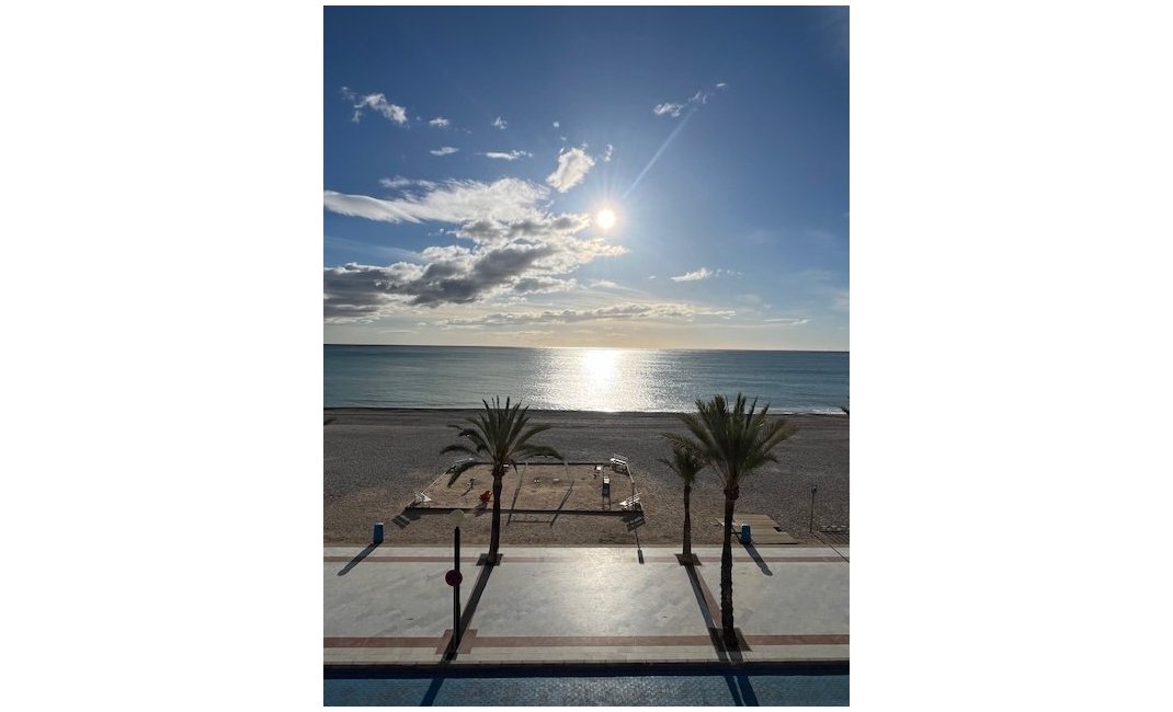 Resale - Apartment / Flat -
Albir