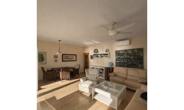 Resale - Apartment / Flat -
Albir