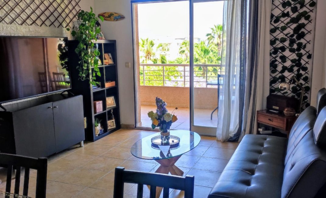 Reventa - Ático -
Albir