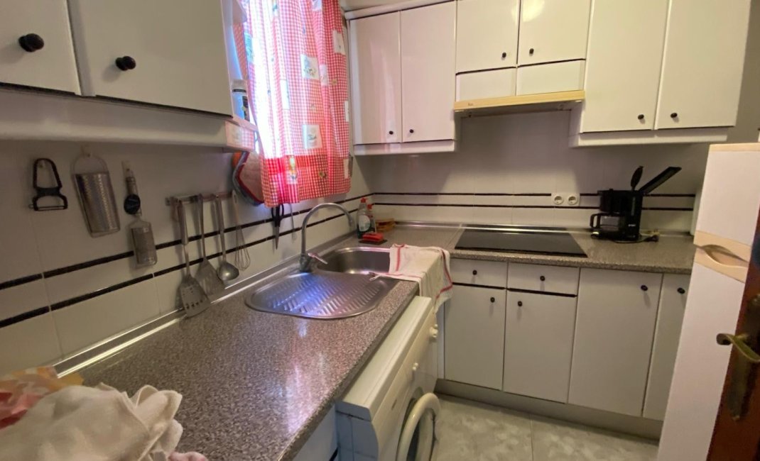 Resale - Apartment / Flat -
Benidorm - Levante