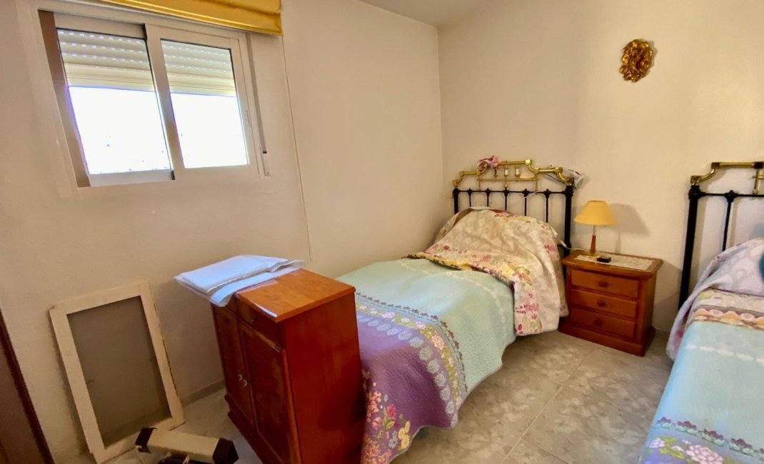 Resale - Apartment / Flat -
Benidorm - Levante