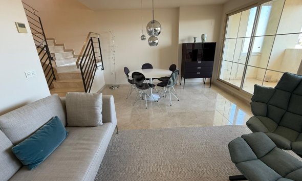 Reventa - DÚplex -
Finestrat