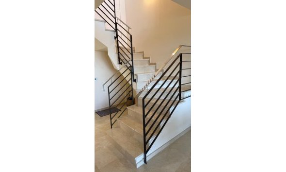 Reventa - DÚplex -
Finestrat