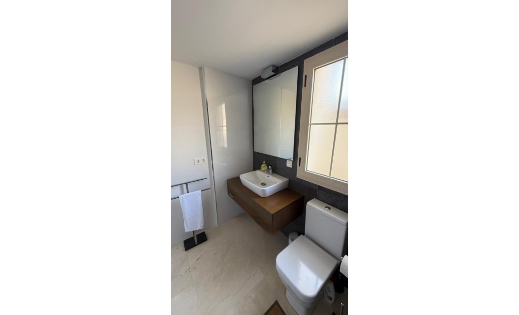 Reventa - DÚplex -
Finestrat