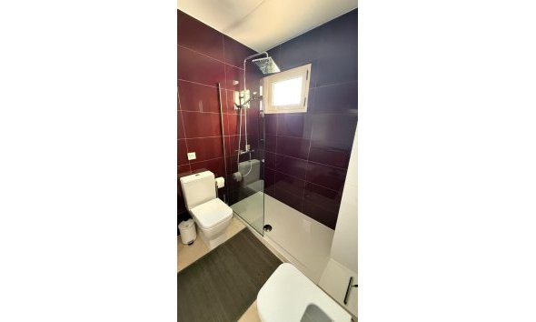 Reventa - DÚplex -
Finestrat