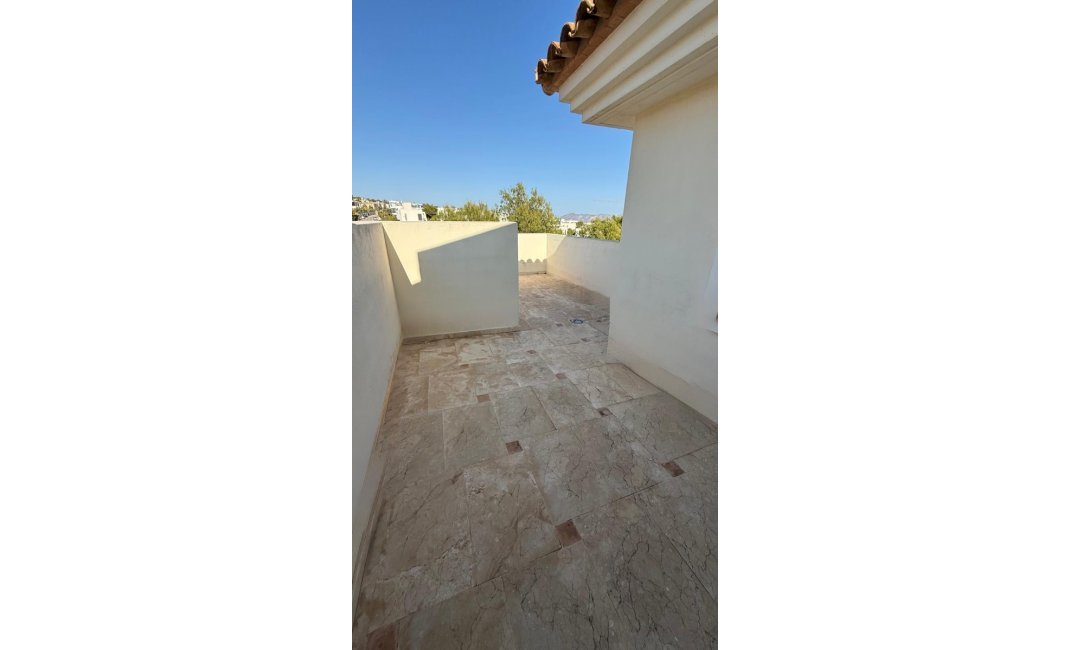 Reventa - DÚplex -
Finestrat