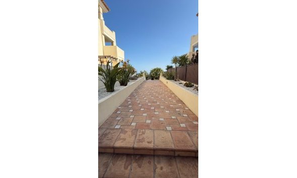 Reventa - DÚplex -
Finestrat