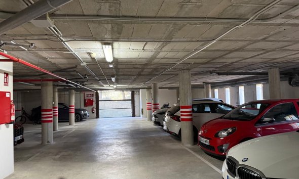 Reventa - DÚplex -
Finestrat