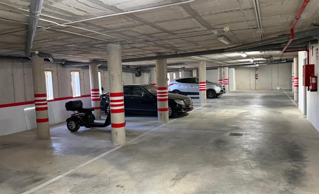 Reventa - DÚplex -
Finestrat