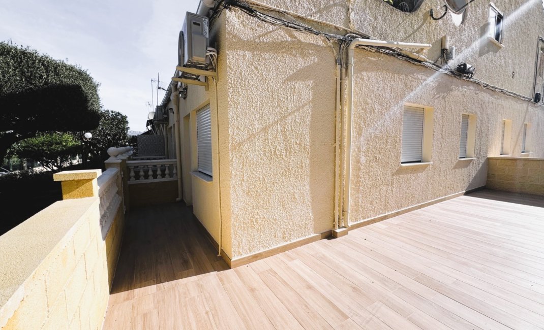 Long Term Rental - Apartment / Flat -
Benidorm