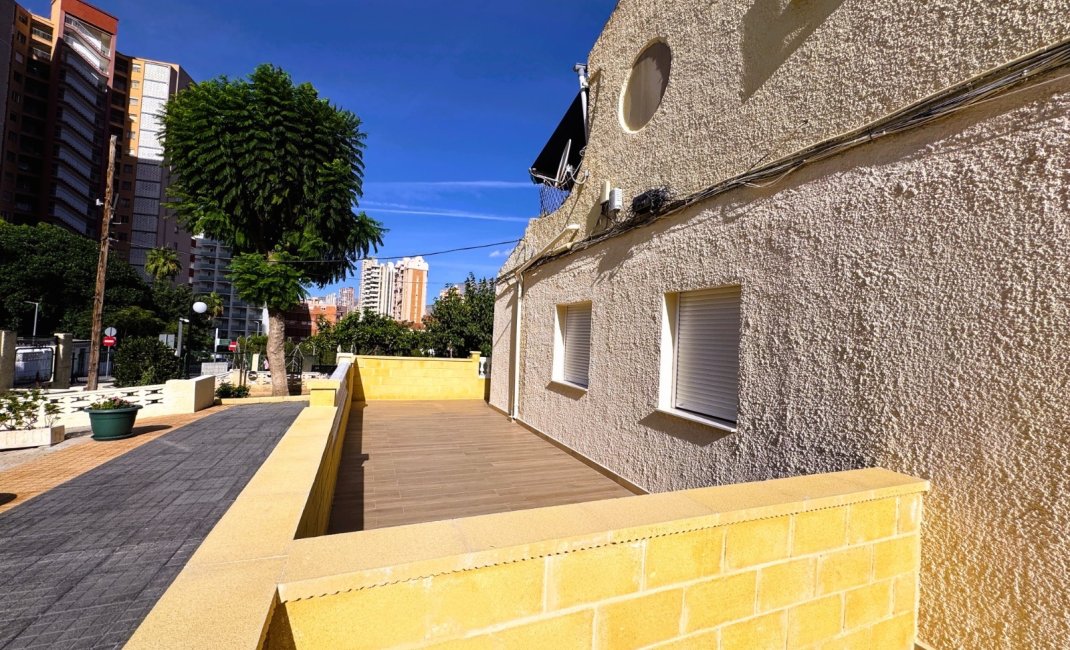Long Term Rental - Apartment / Flat -
Benidorm