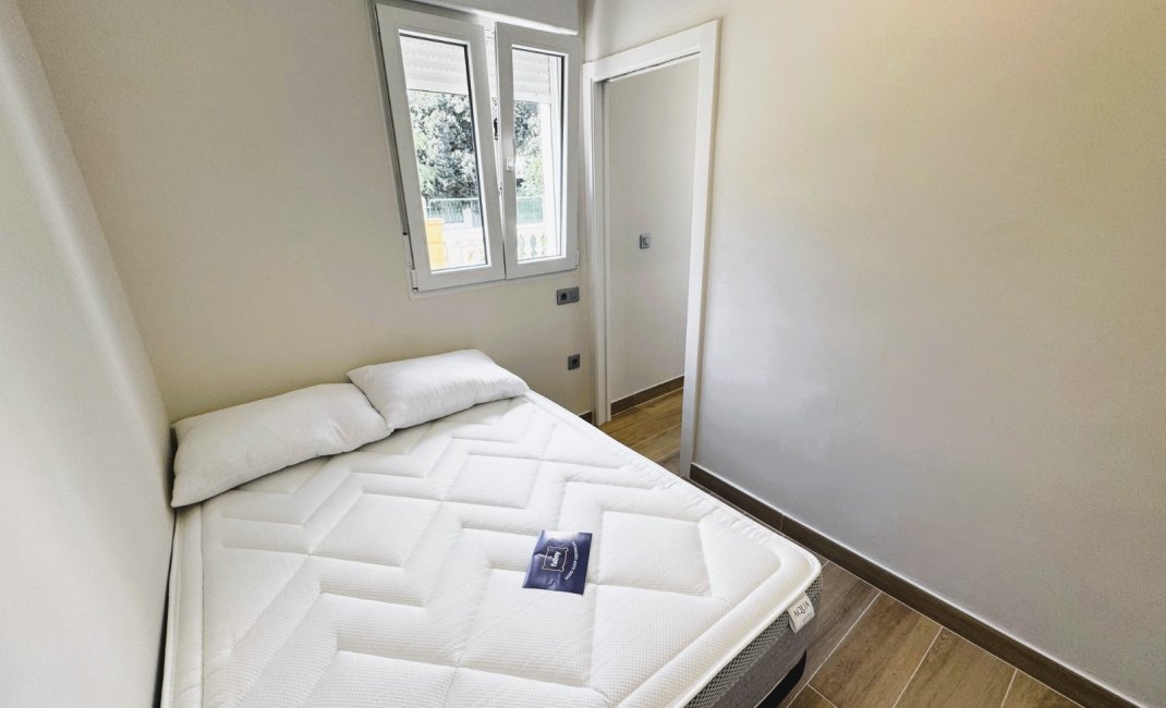 Long Term Rental - Apartment / Flat -
Benidorm