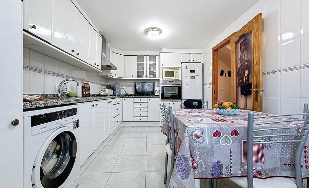 Reventa - Bungalow -
Albir