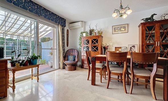 Reventa - Bungalow -
Albir