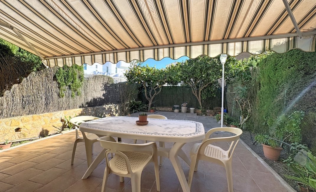 Reventa - Bungalow -
Albir