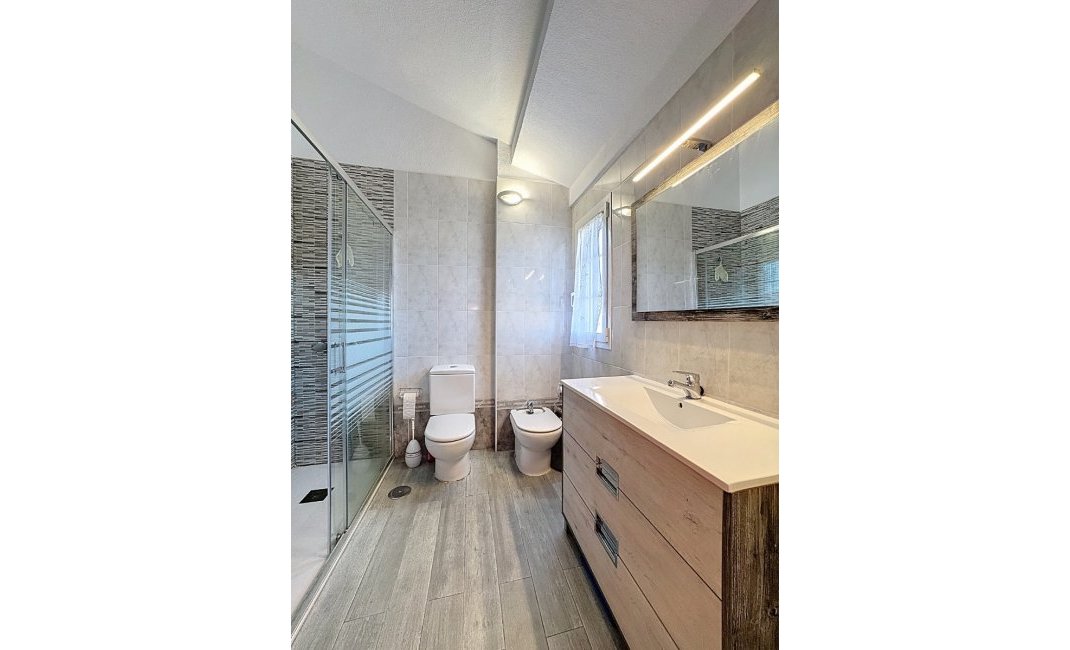 Reventa - Bungalow -
Albir