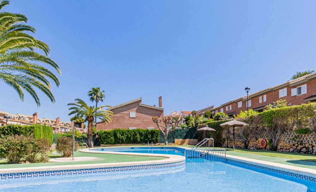 Reventa - Bungalow -
Albir