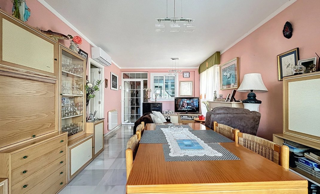 Reventa - Apartamento / Piso -
Albir